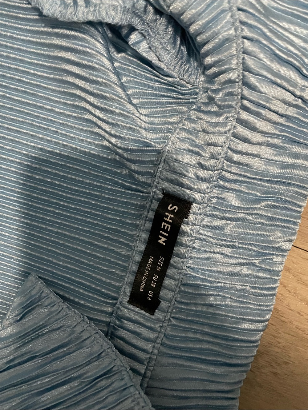 Light Blue Pleated Button-Front Top - Picture 2 of 2